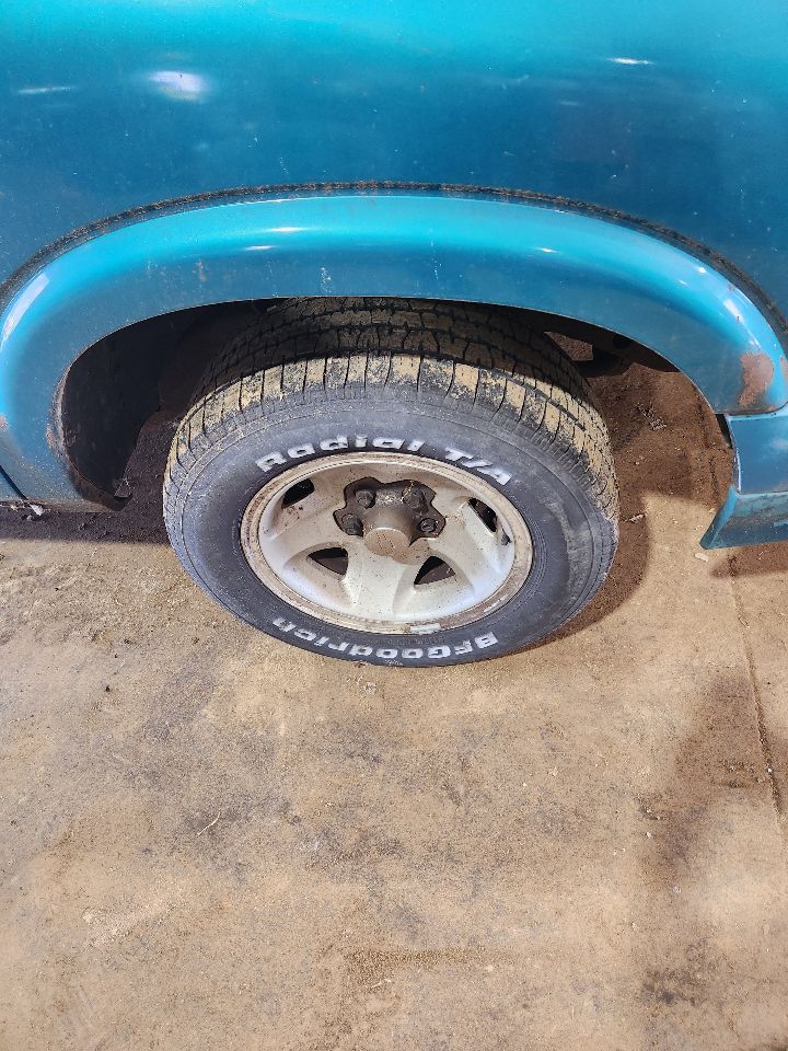 https://f005.backblazeb2.com/file/img-partshotlines-com/Inventory/MA385/Vehicle/10528_03.jpg