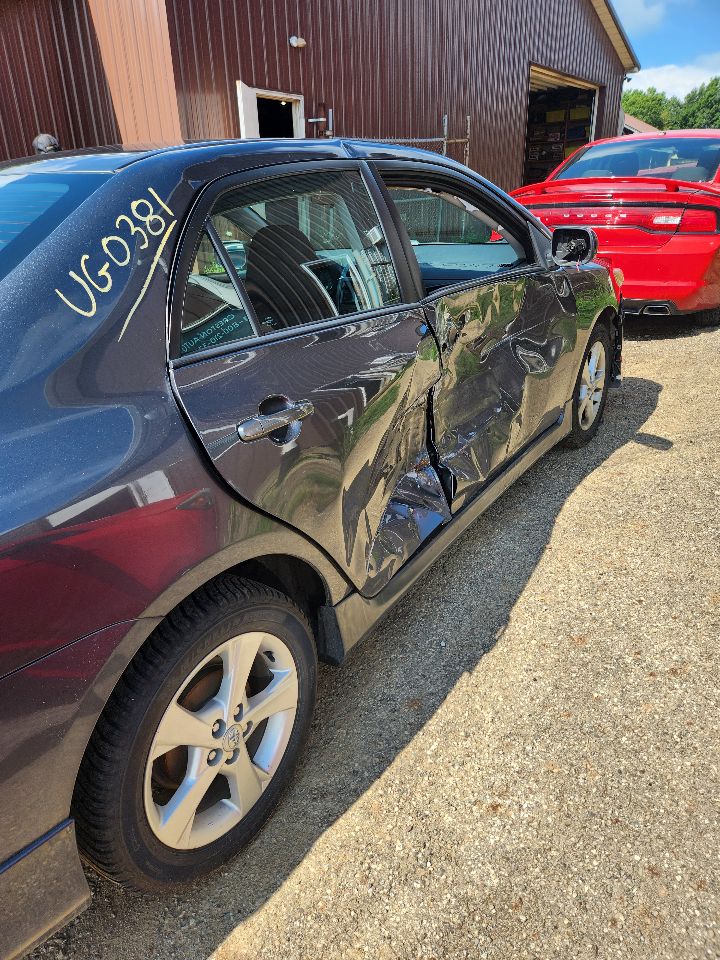 https://f005.backblazeb2.com/file/img-partshotlines-com/Inventory/MA385/Vehicle/10535_09.jpg