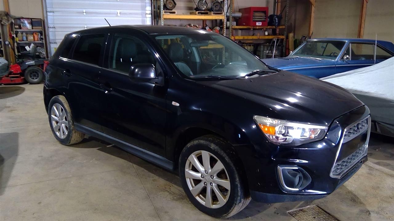 https://f005.backblazeb2.com/file/img-partshotlines-com/Inventory/MA385/Vehicle/10537_01.jpg