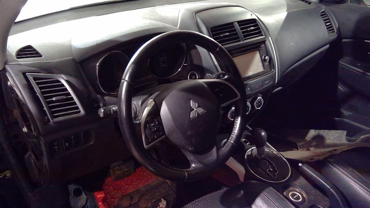 https://f005.backblazeb2.com/file/img-partshotlines-com/Inventory/MA385/Vehicle/10537_07.jpg