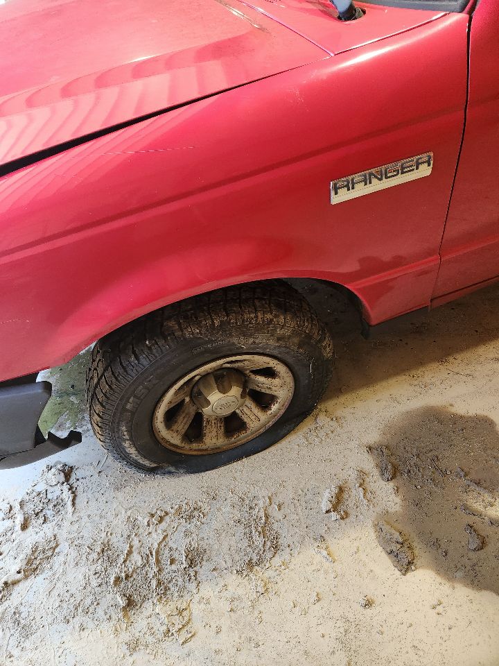 https://f005.backblazeb2.com/file/img-partshotlines-com/Inventory/MA385/Vehicle/10539_04.jpg