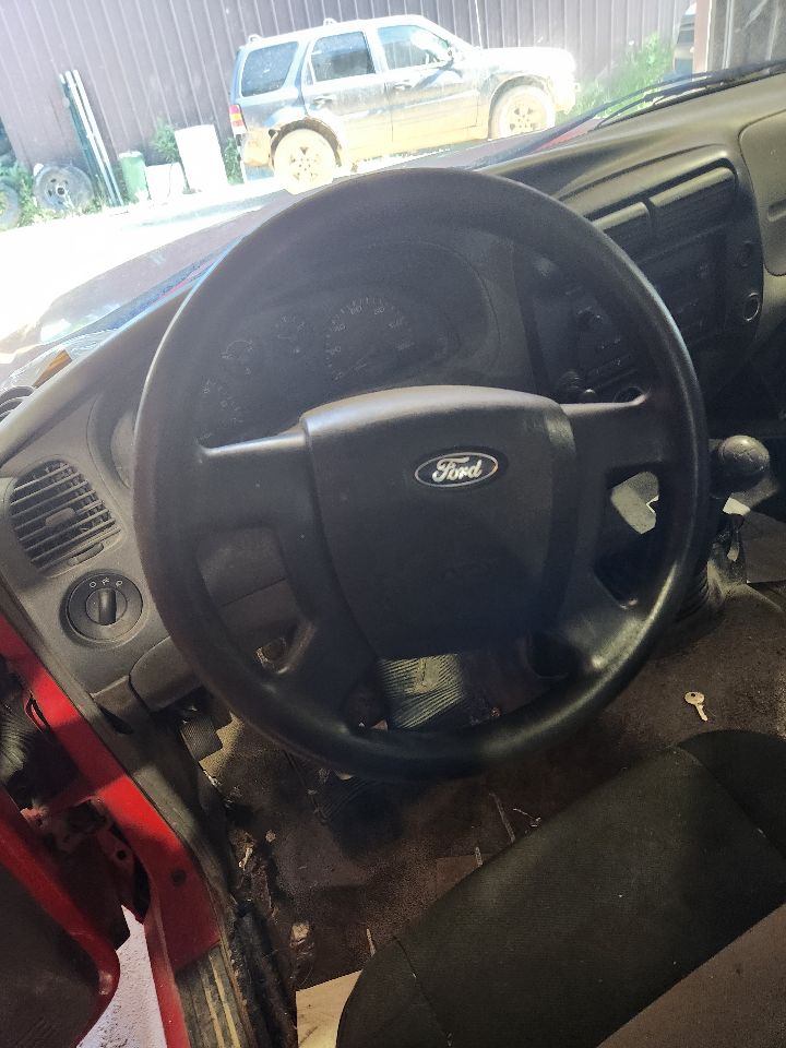 https://f005.backblazeb2.com/file/img-partshotlines-com/Inventory/MA385/Vehicle/10539_09.jpg