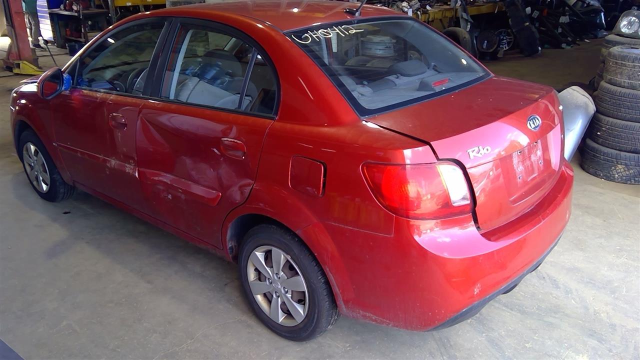 https://f005.backblazeb2.com/file/img-partshotlines-com/Inventory/MA385/Vehicle/10561_04.jpg