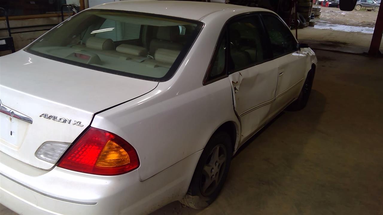 https://f005.backblazeb2.com/file/img-partshotlines-com/Inventory/MA385/Vehicle/10563_03.jpg