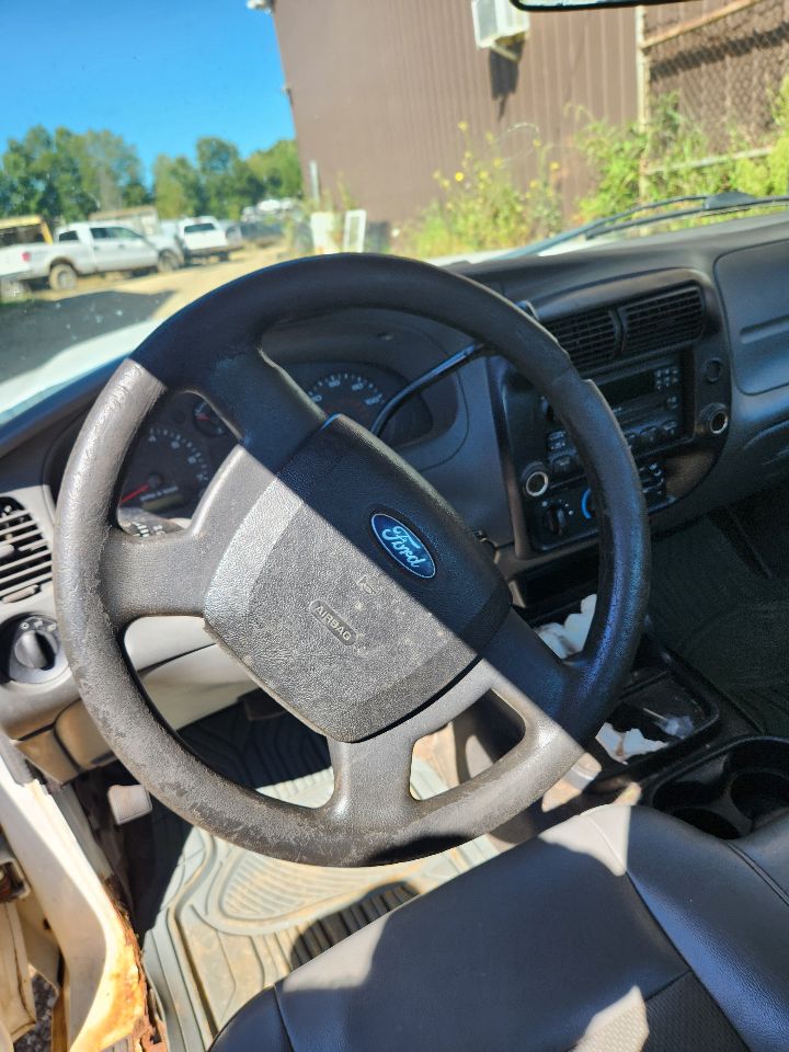 https://f005.backblazeb2.com/file/img-partshotlines-com/Inventory/MA385/Vehicle/10566_07.jpg