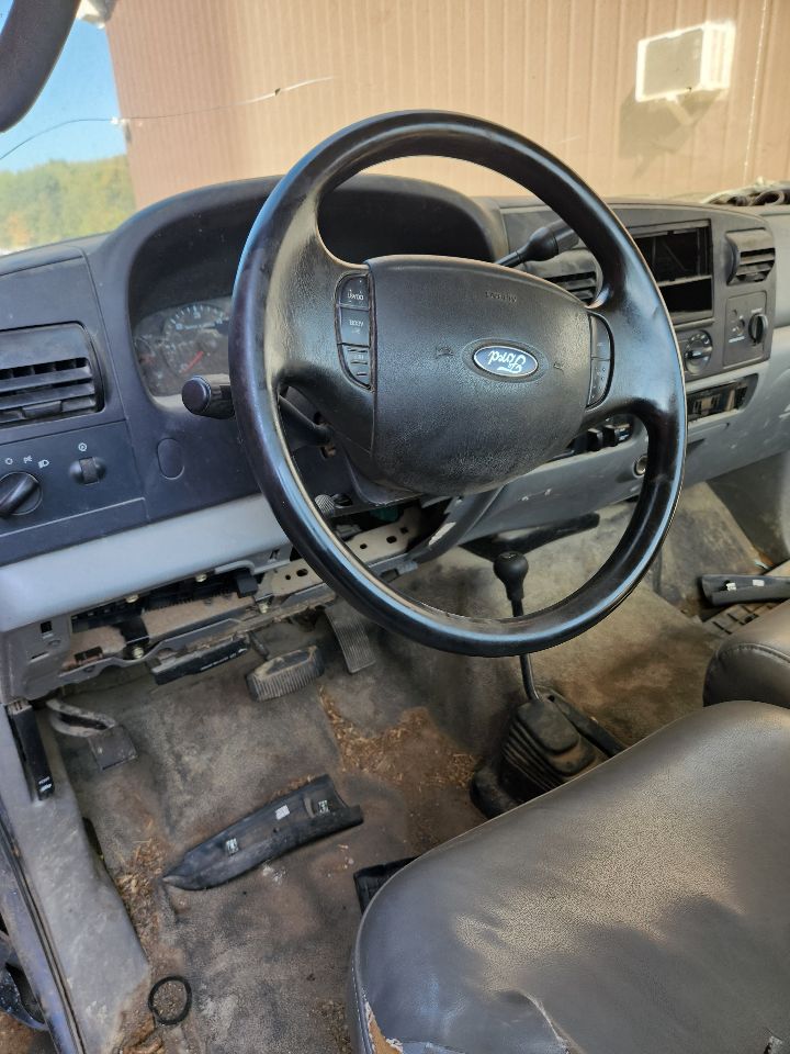 https://f005.backblazeb2.com/file/img-partshotlines-com/Inventory/MA385/Vehicle/10589_06.jpg