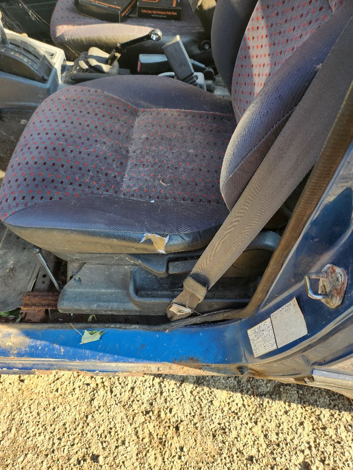 https://f005.backblazeb2.com/file/img-partshotlines-com/Inventory/MA385/Vehicle/10592_06.jpg