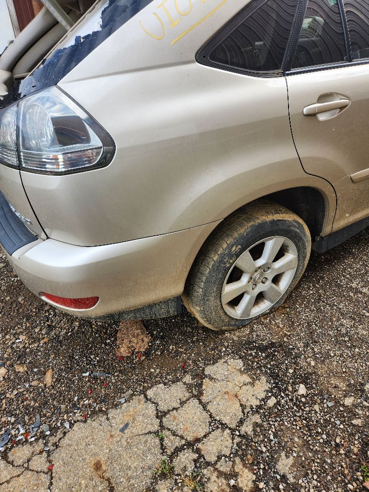 https://f005.backblazeb2.com/file/img-partshotlines-com/Inventory/MA385/Vehicle/10601_01.jpg