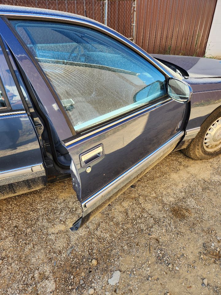 https://f005.backblazeb2.com/file/img-partshotlines-com/Inventory/MA385/Vehicle/10613_03.jpg