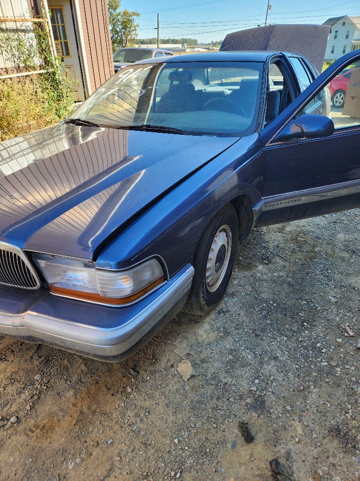 https://f005.backblazeb2.com/file/img-partshotlines-com/Inventory/MA385/Vehicle/10613_08.jpg