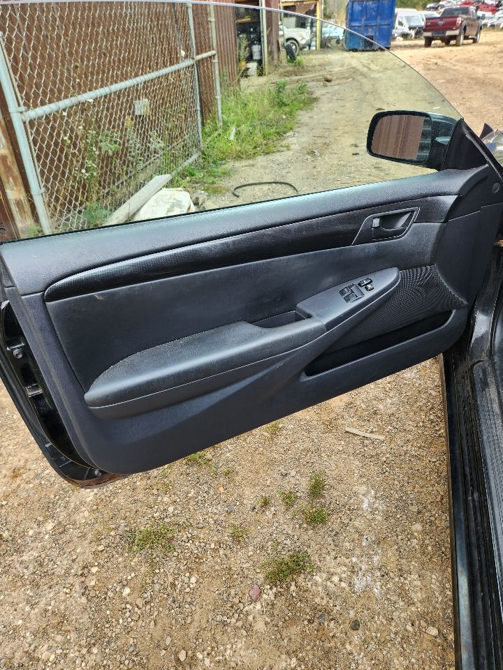 https://f005.backblazeb2.com/file/img-partshotlines-com/Inventory/MA385/Vehicle/10624_09.jpg