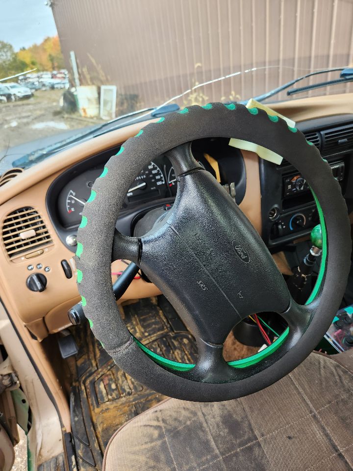 https://f005.backblazeb2.com/file/img-partshotlines-com/Inventory/MA385/Vehicle/10643_09.jpg