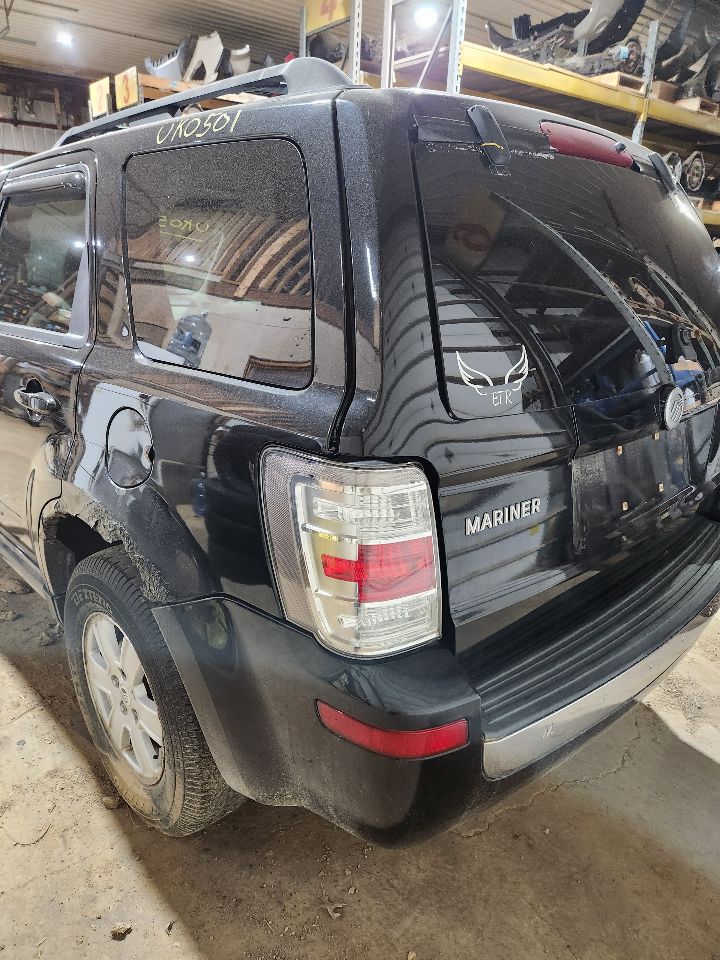 https://f005.backblazeb2.com/file/img-partshotlines-com/Inventory/MA385/Vehicle/10651_06.jpg