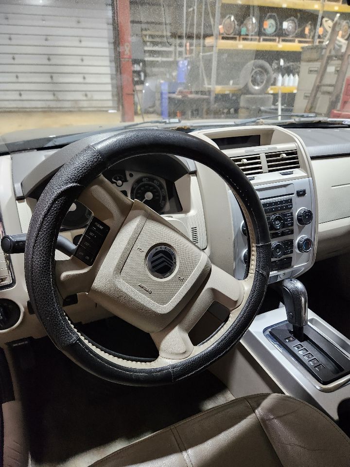 https://f005.backblazeb2.com/file/img-partshotlines-com/Inventory/MA385/Vehicle/10651_12.jpg
