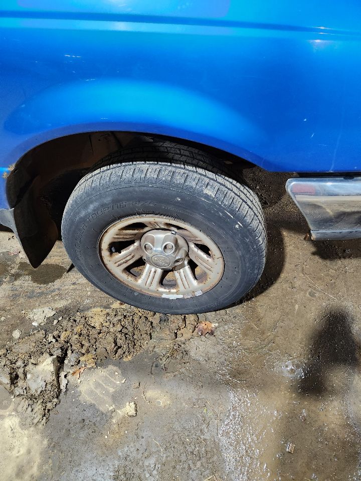 https://f005.backblazeb2.com/file/img-partshotlines-com/Inventory/MA385/Vehicle/10654_04.jpg