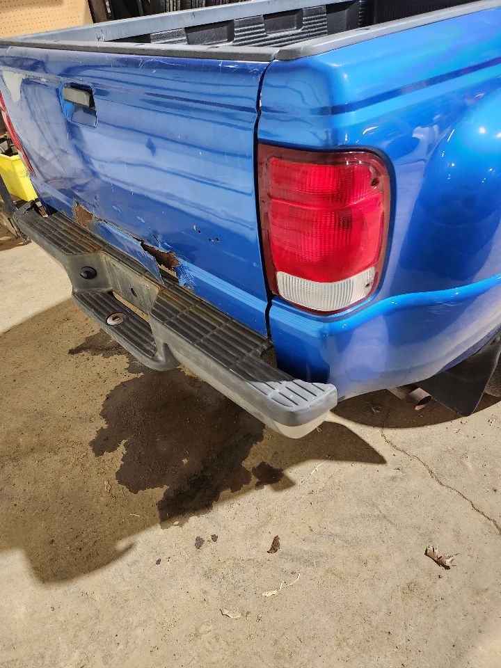 https://f005.backblazeb2.com/file/img-partshotlines-com/Inventory/MA385/Vehicle/10654_07.jpg
