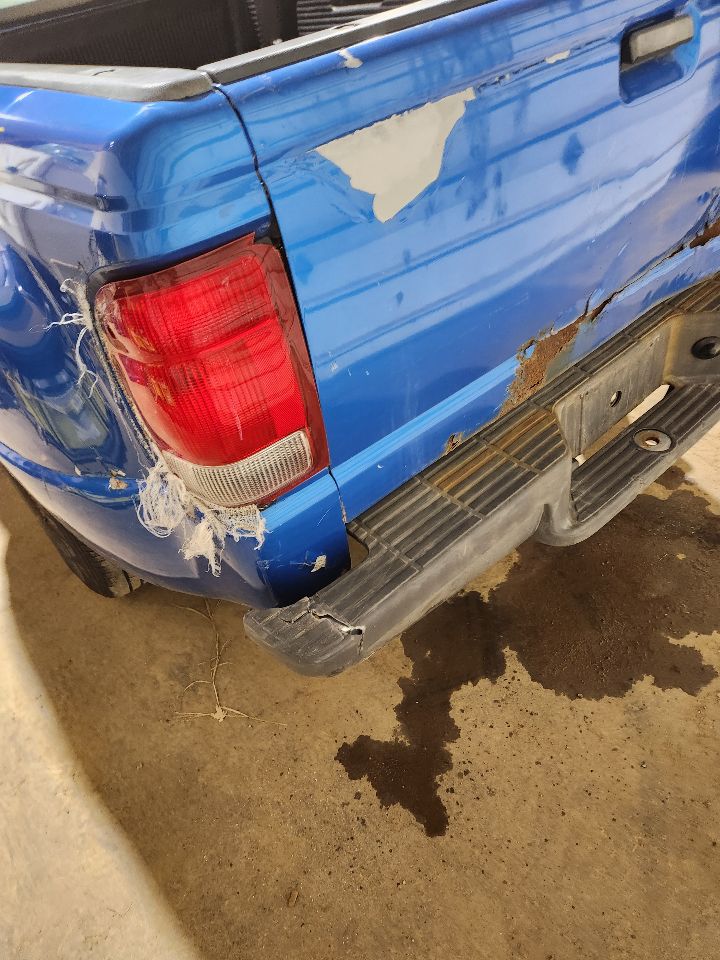 https://f005.backblazeb2.com/file/img-partshotlines-com/Inventory/MA385/Vehicle/10654_08.jpg