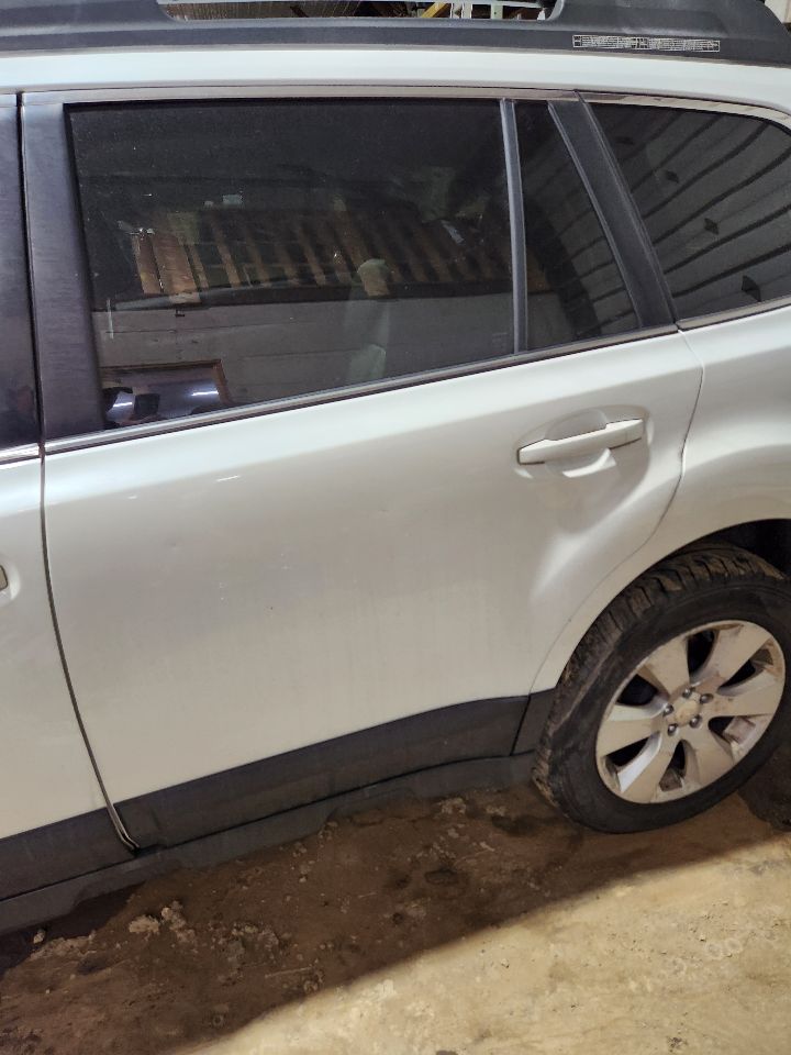 https://f005.backblazeb2.com/file/img-partshotlines-com/Inventory/MA385/Vehicle/10676_06.jpg