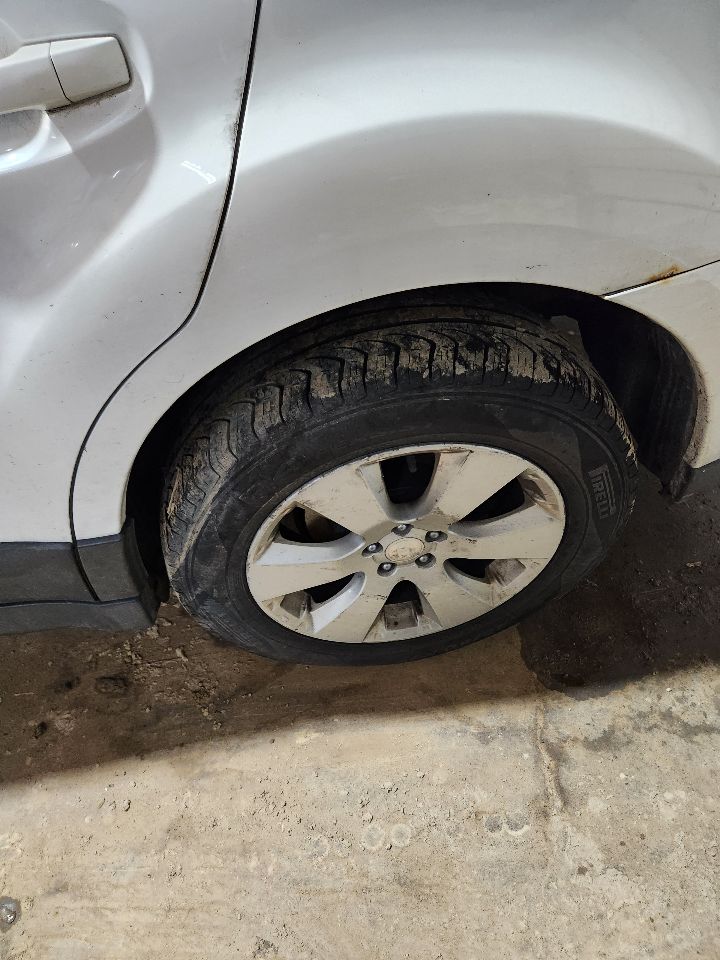 https://f005.backblazeb2.com/file/img-partshotlines-com/Inventory/MA385/Vehicle/10676_07.jpg