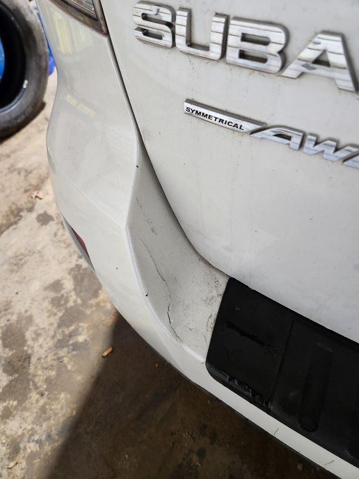 https://f005.backblazeb2.com/file/img-partshotlines-com/Inventory/MA385/Vehicle/10676_09.jpg