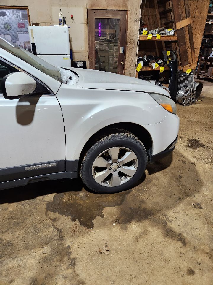 https://f005.backblazeb2.com/file/img-partshotlines-com/Inventory/MA385/Vehicle/10676_12.jpg