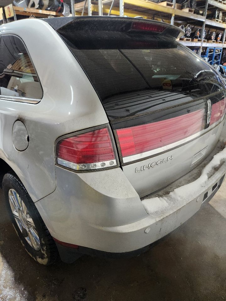 https://f005.backblazeb2.com/file/img-partshotlines-com/Inventory/MA385/Vehicle/10681_08.jpg