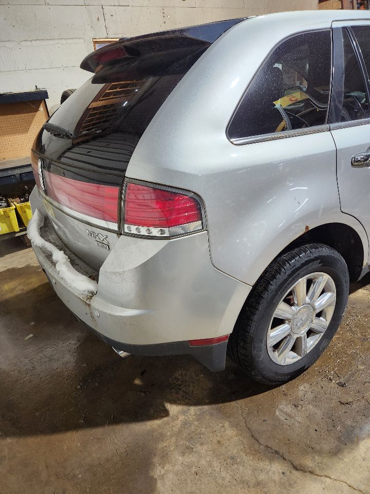 https://f005.backblazeb2.com/file/img-partshotlines-com/Inventory/MA385/Vehicle/10681_10.jpg