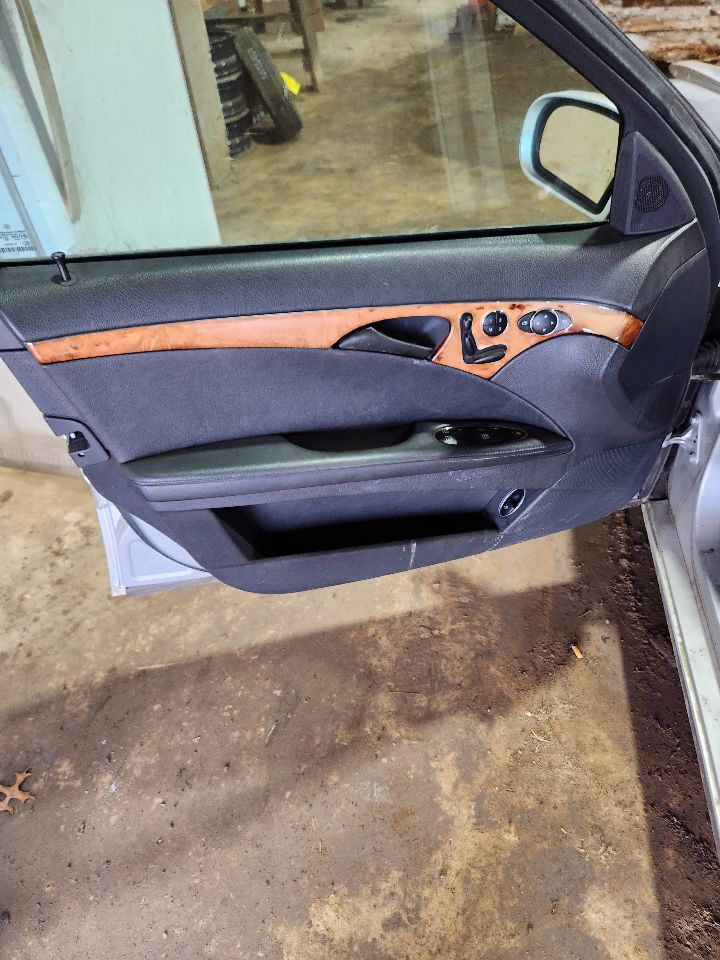 https://f005.backblazeb2.com/file/img-partshotlines-com/Inventory/MA385/Vehicle/10698_09.jpg
