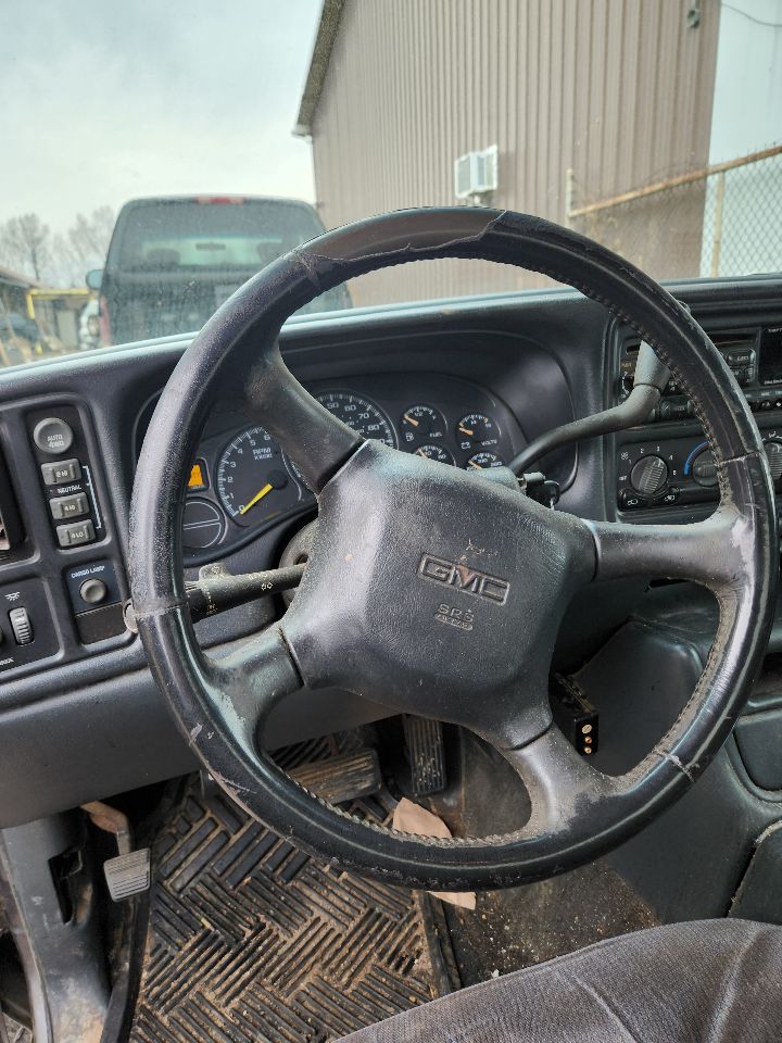 https://f005.backblazeb2.com/file/img-partshotlines-com/Inventory/MA385/Vehicle/10713_08.jpg