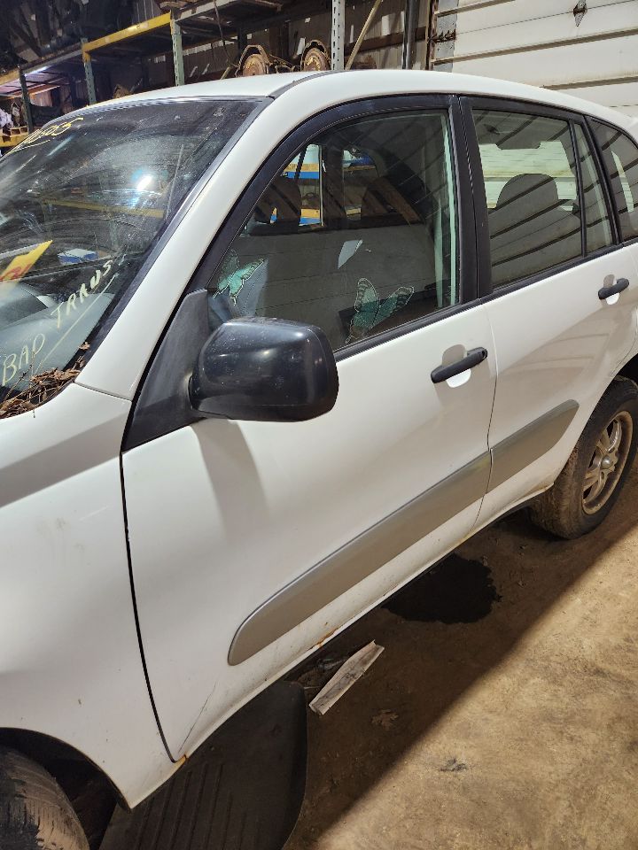 https://f005.backblazeb2.com/file/img-partshotlines-com/Inventory/MA385/Vehicle/10716_03.jpg