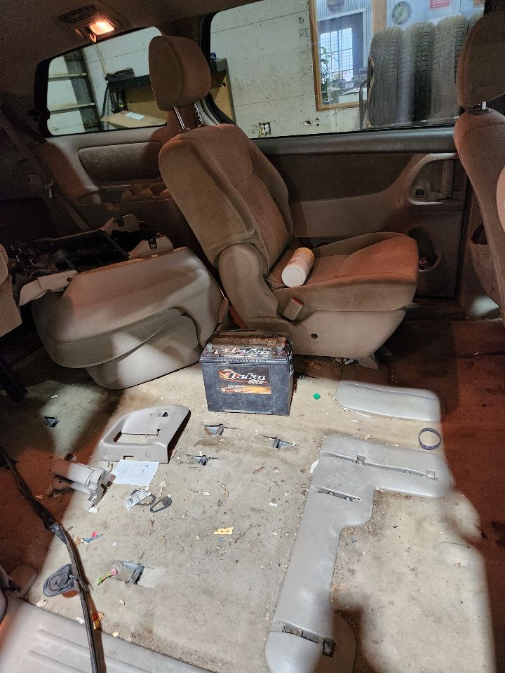 https://f005.backblazeb2.com/file/img-partshotlines-com/Inventory/MA385/Vehicle/10729_08.jpg
