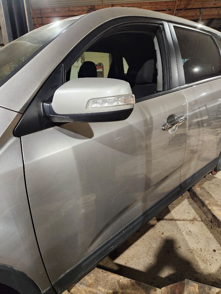 https://f005.backblazeb2.com/file/img-partshotlines-com/Inventory/MA385/Vehicle/10731_04.jpg