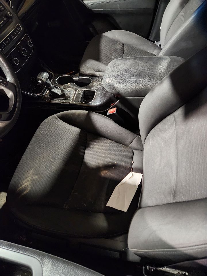 https://f005.backblazeb2.com/file/img-partshotlines-com/Inventory/MA385/Vehicle/10731_10.jpg