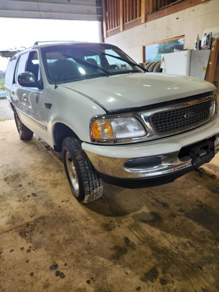https://f005.backblazeb2.com/file/img-partshotlines-com/Inventory/MA385/Vehicle/10757_02.jpg