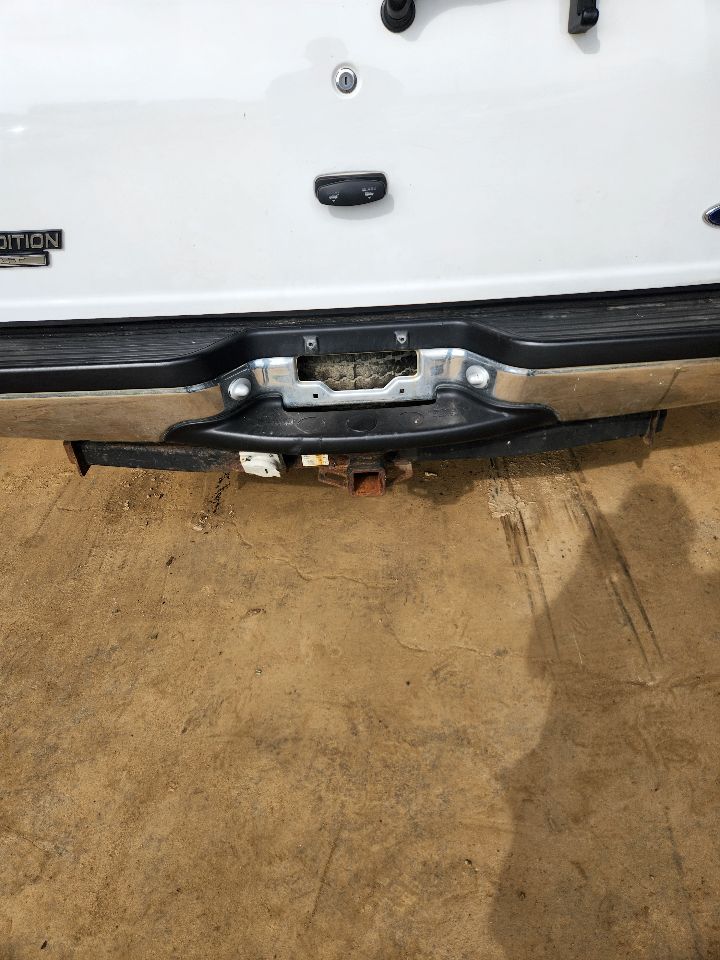 https://f005.backblazeb2.com/file/img-partshotlines-com/Inventory/MA385/Vehicle/10757_07.jpg
