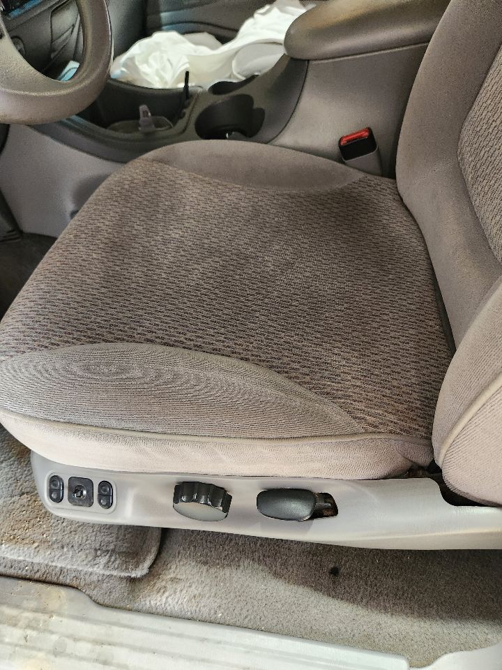 https://f005.backblazeb2.com/file/img-partshotlines-com/Inventory/MA385/Vehicle/10757_10.jpg