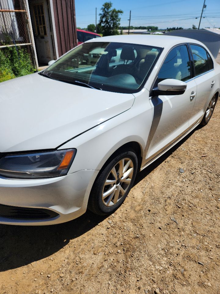 https://f005.backblazeb2.com/file/img-partshotlines-com/Inventory/MA385/Vehicle/10804_04.jpg