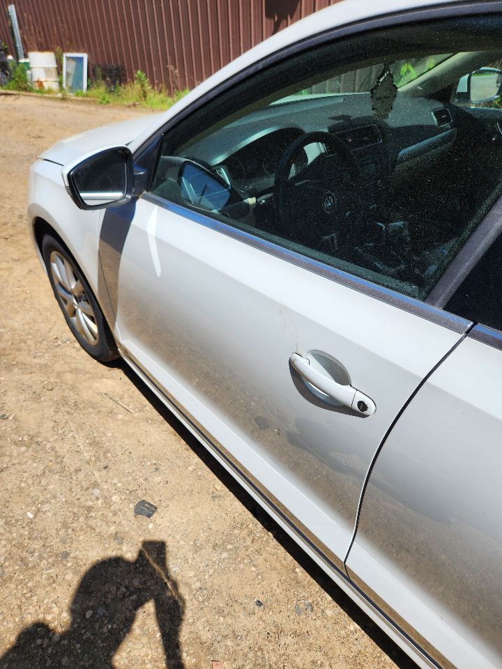 https://f005.backblazeb2.com/file/img-partshotlines-com/Inventory/MA385/Vehicle/10804_06.jpg
