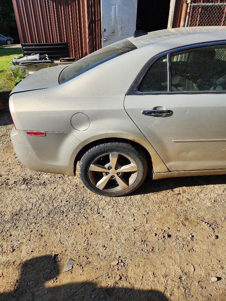 https://f005.backblazeb2.com/file/img-partshotlines-com/Inventory/MA385/Vehicle/10810_01.jpg