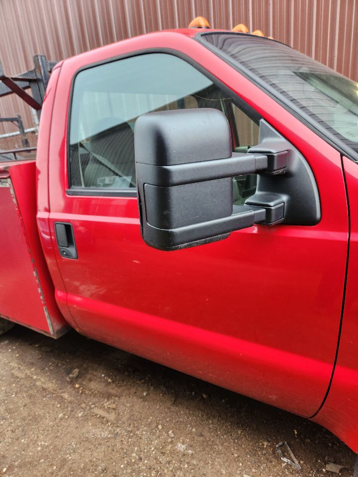 https://f005.backblazeb2.com/file/img-partshotlines-com/Inventory/MA385/Vehicle/10835_03.jpg