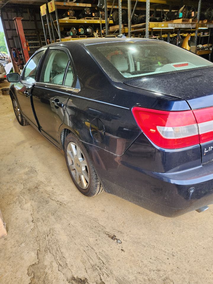 https://f005.backblazeb2.com/file/img-partshotlines-com/Inventory/MA385/Vehicle/10839_06.jpg
