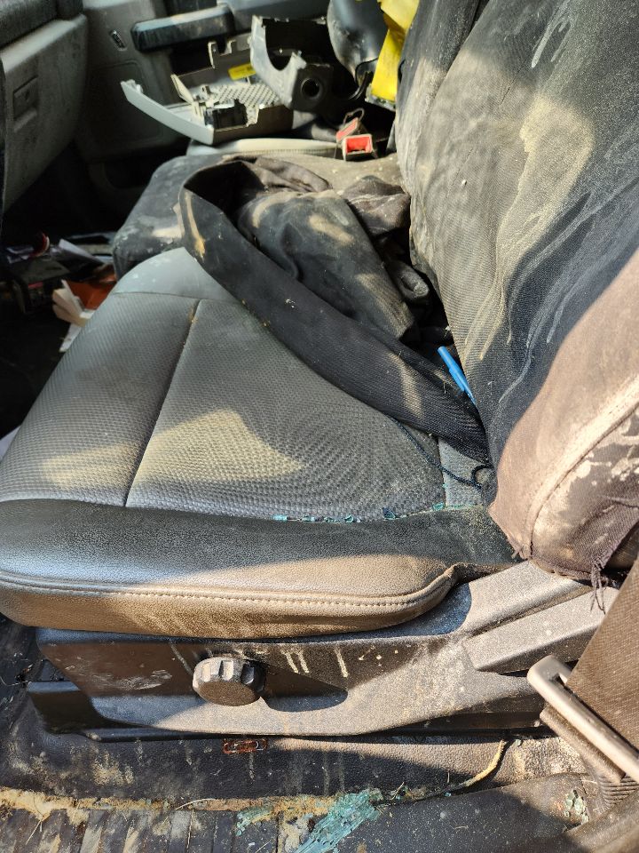 https://f005.backblazeb2.com/file/img-partshotlines-com/Inventory/MA385/Vehicle/10853_09.jpg