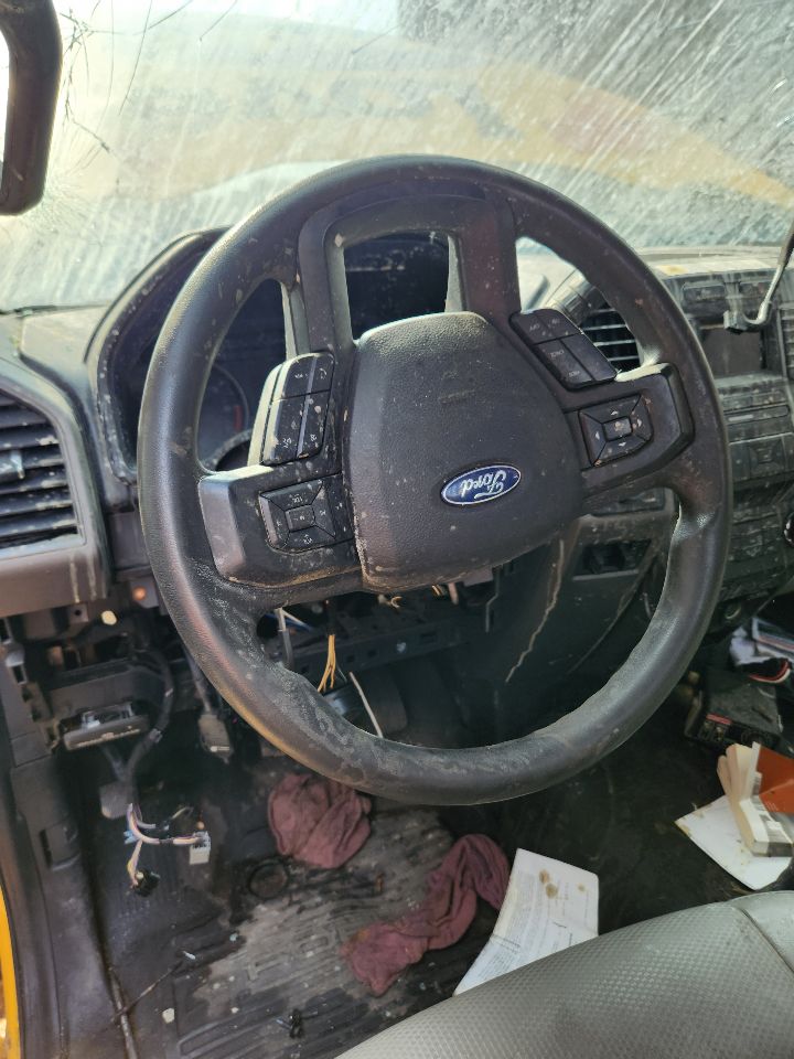 https://f005.backblazeb2.com/file/img-partshotlines-com/Inventory/MA385/Vehicle/10853_10.jpg