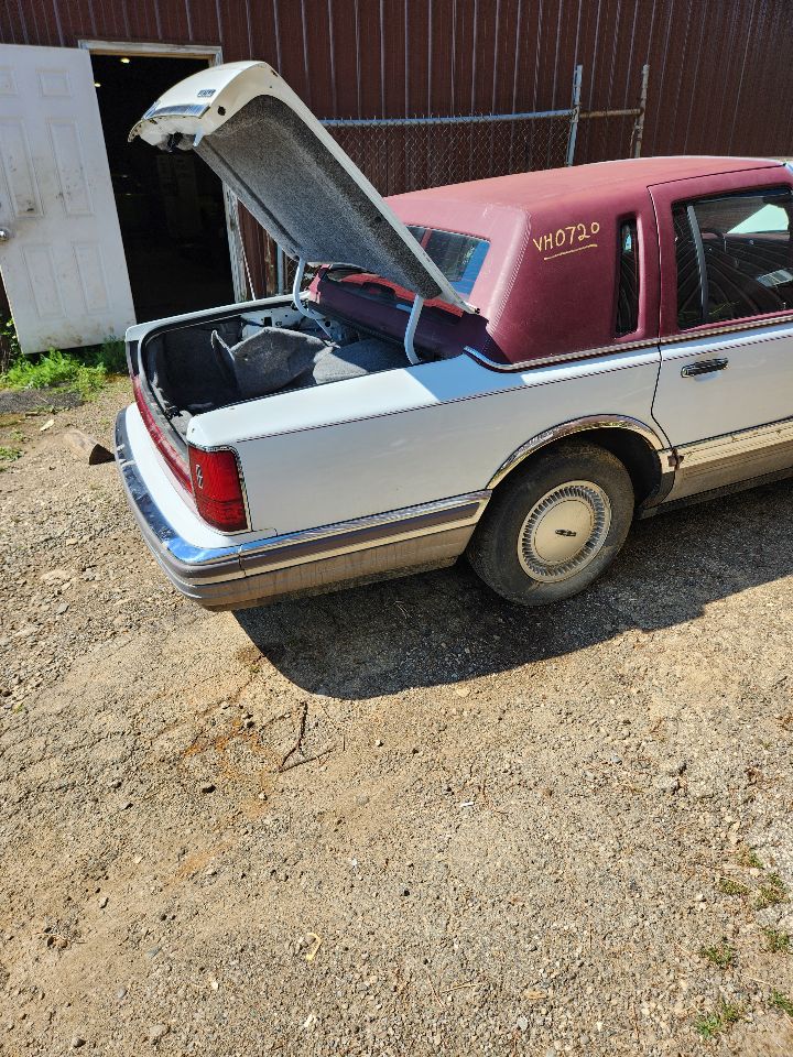 https://f005.backblazeb2.com/file/img-partshotlines-com/Inventory/MA385/Vehicle/10865_01.jpg