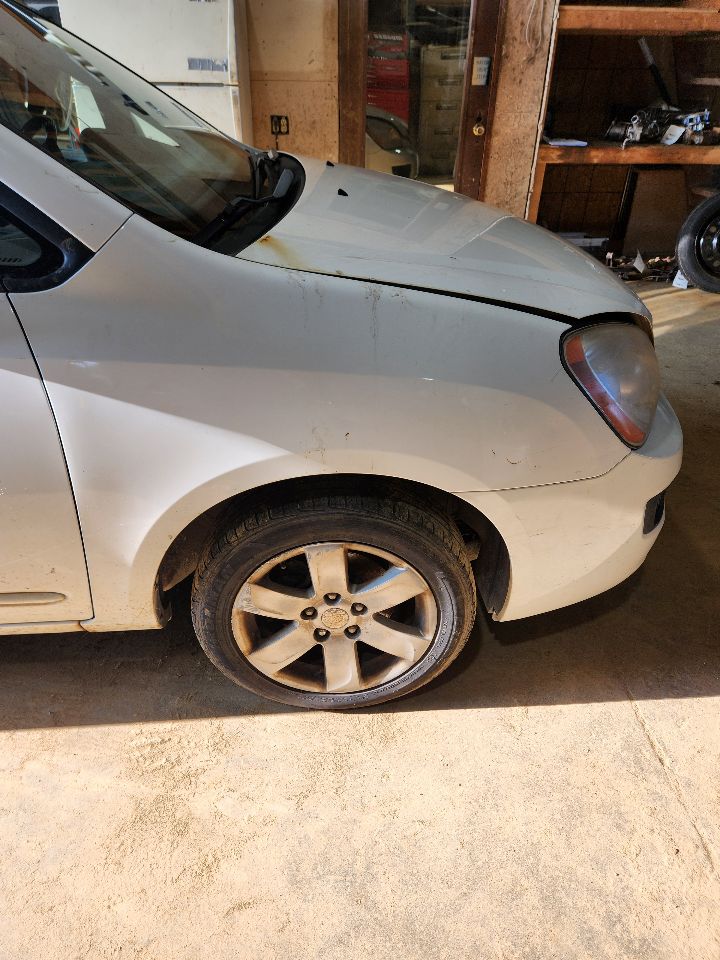 https://f005.backblazeb2.com/file/img-partshotlines-com/Inventory/MA385/Vehicle/10869_08.jpg