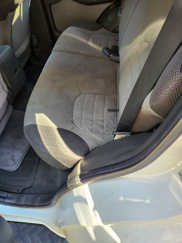 https://f005.backblazeb2.com/file/img-partshotlines-com/Inventory/MA385/Vehicle/10881_12.jpg