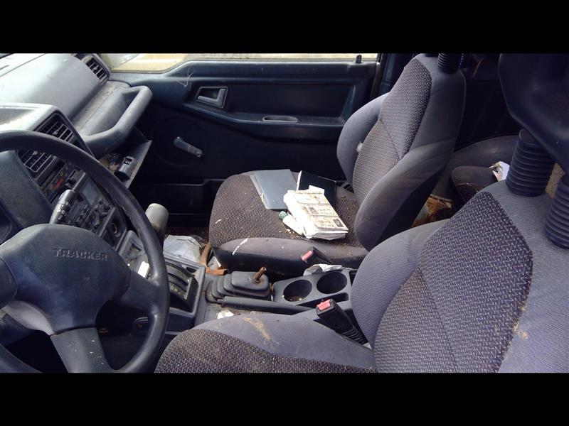 https://f005.backblazeb2.com/file/img-partshotlines-com/Inventory/MA385/Vehicle/8402_06.jpg