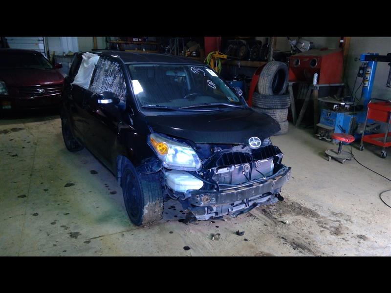https://f005.backblazeb2.com/file/img-partshotlines-com/Inventory/MA385/Vehicle/8690_02.jpg