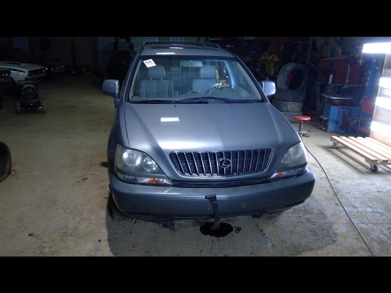 https://f005.backblazeb2.com/file/img-partshotlines-com/Inventory/MA385/Vehicle/8702_01.jpg