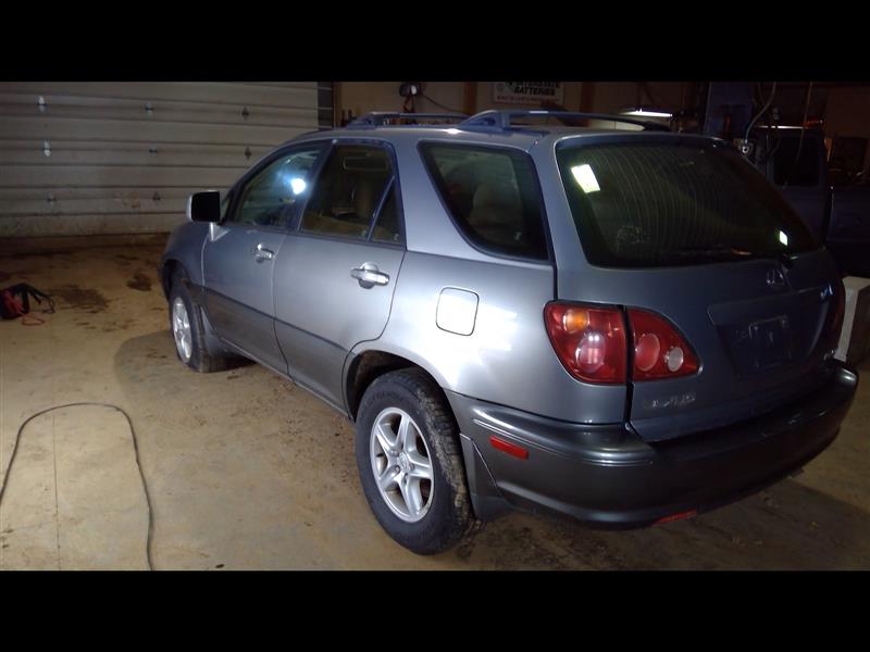 https://f005.backblazeb2.com/file/img-partshotlines-com/Inventory/MA385/Vehicle/8702_04.jpg